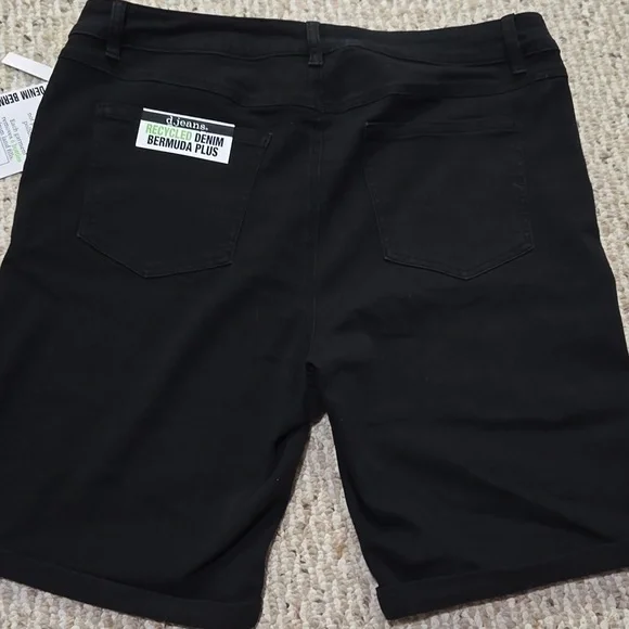 d. jeans Black Shorts NWT - Picture 6 of 8